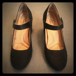 Size 7, black suede 3inch chunky high heels